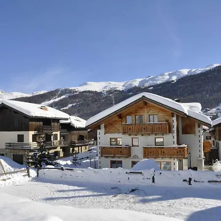 Aparthotel Alpen Royal By 2*